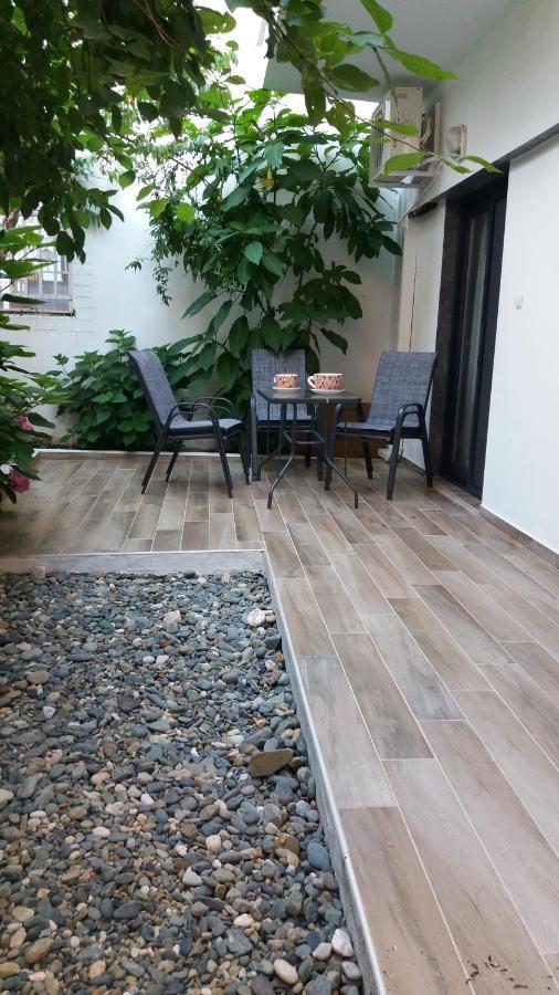 Mama Kitsa Apartment Sarti Ngoại thất bức ảnh
