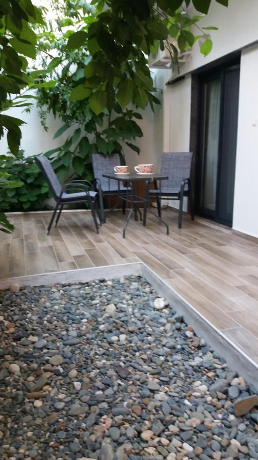 Mama Kitsa Apartment Sarti Ngoại thất bức ảnh